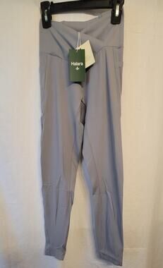 NWT Halara High Waisted Flare Leggings S Petite Gray 7/8 Length Yoga Pants